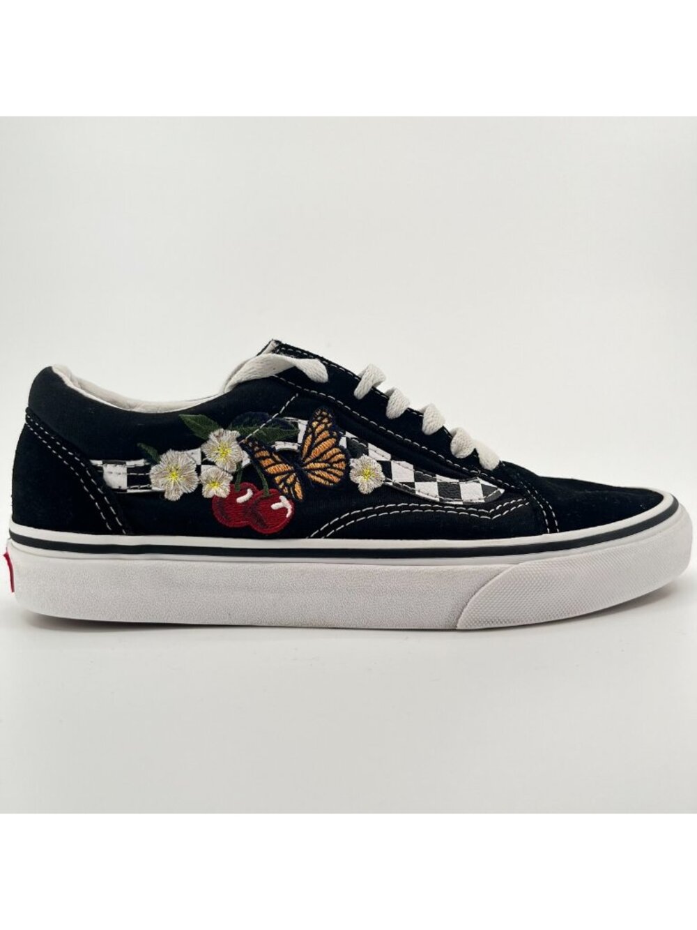 Vans Old Skool Womens Size 7 Black White Athletic Skateboard Shoes Sneakers